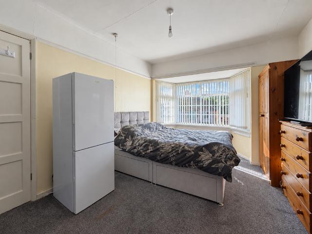 Flavell Street, Dudley DY1 1 bed in a house share to rent £600 pcm £138 pw