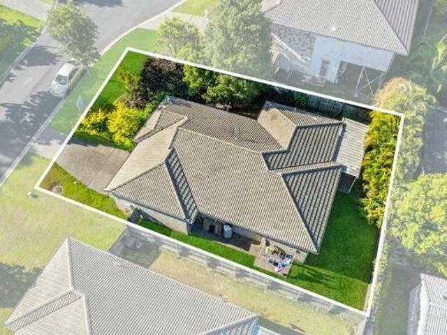 FLAWLESS CONTEMPORARY HOME IDEAL FOR 1ST HOME BUYERS OR INVESTORS
