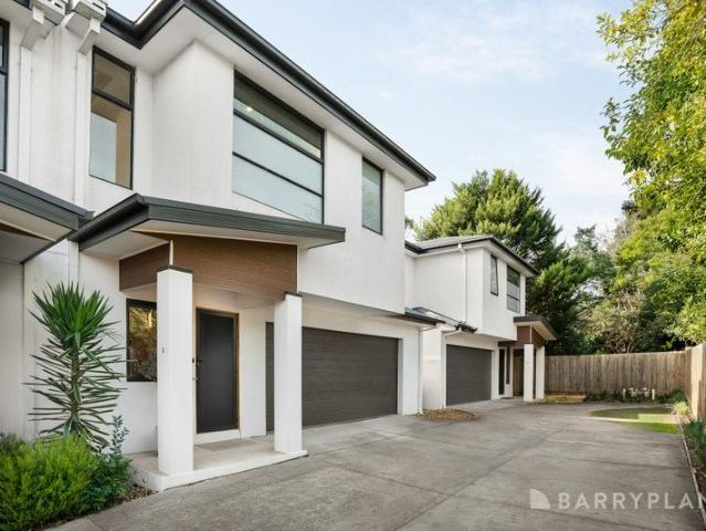 Flawless Modern Living In A Quiet Kilsyth Enclave