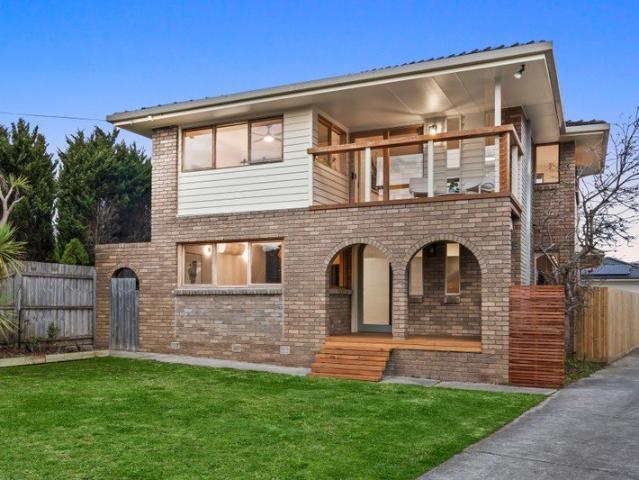 Flawless Renovation, Beautiful Bay Views