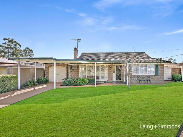 Flawlessly maintained family entertainer set within a leafy cul de sac