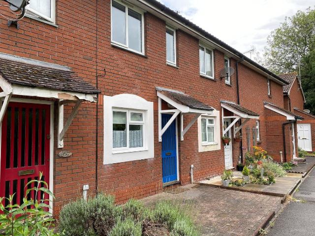 Flaxfield Court, Basingstoke, Basingstoke And Deane RG21, 2 bed terraced house to rent, £1,450 pcm | PrimeLocation