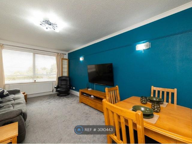 Flaxley Close, Birmingham B33, 2 bed flat to rent, £1,250 pcm | PrimeLocation