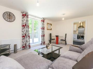 FLAXMILL PLACE, EDINBURGH, EH6 2 bed flat to rent £1,375 pcm £317 pw