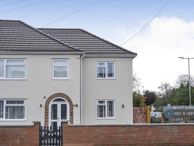 Flaxpits Lane, Bristol, BS36 2 bed end of terrace house to rent £1,388 pcm £320 pw