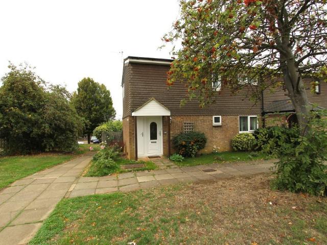 Flaxwell Court, Northampton NN3, 3 bed end terrace house to rent, £1,150 pcm | PrimeLocation