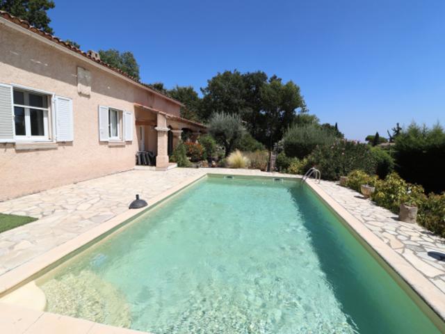 FLAYOSC EXCLUSIVITE VILLA 136M2 3 CHAMBRES SUR TERRAIN 900M2