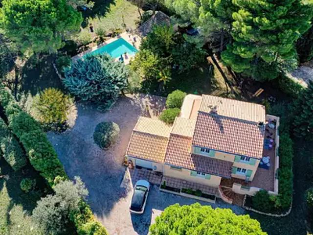 Flayosc 83780 Achat / Vente maison 5 pièces t5