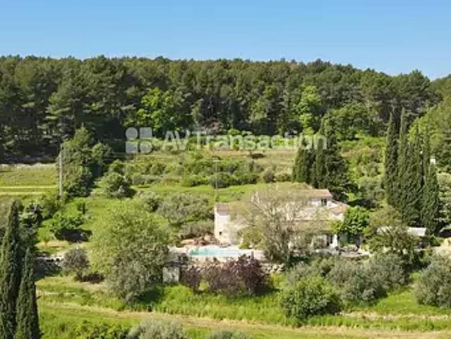 Flayosc 83780 Achat / Vente maison 7 pièces t7 parking