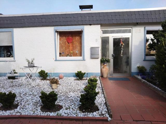 Flachdachbungalow