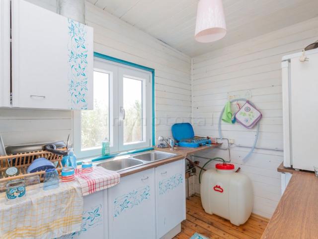 Flachdachhütte in Traumhaft Ruhiger Lage am Offenen See