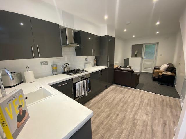 Fladbury Crescent Copy, Selly Oak B29 5 bed house to rent £2,346 pcm £541 pw