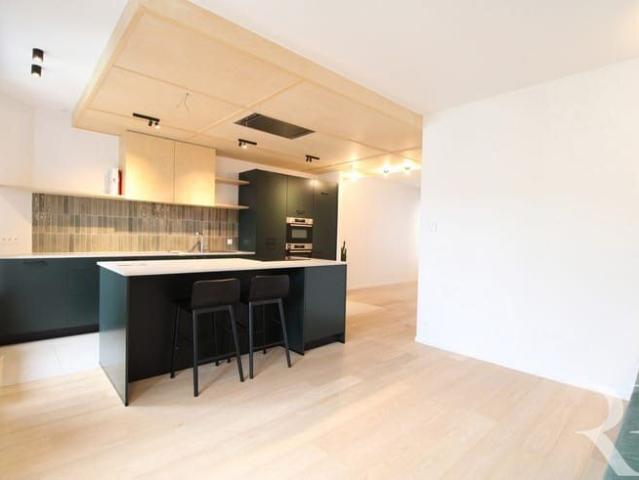 FLAGEY FERNAND COCQ Renovated 2 Bedroom Duplex