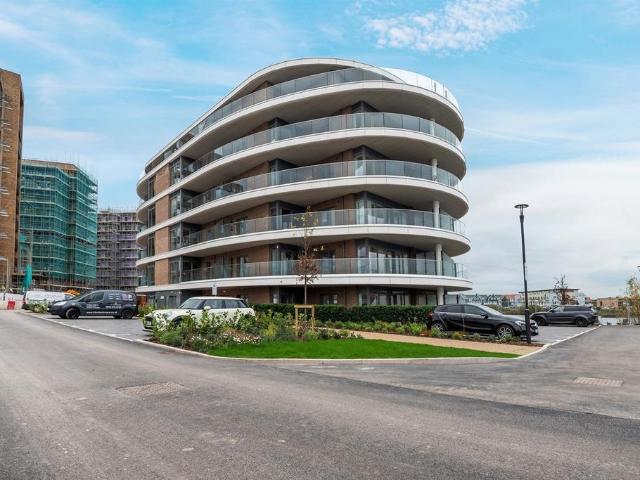 Flagstaff Road, Reading, RG2 2 bed apartment to rent £1,900 pcm £438 pw