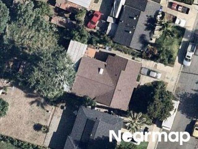 Flagstone Ave