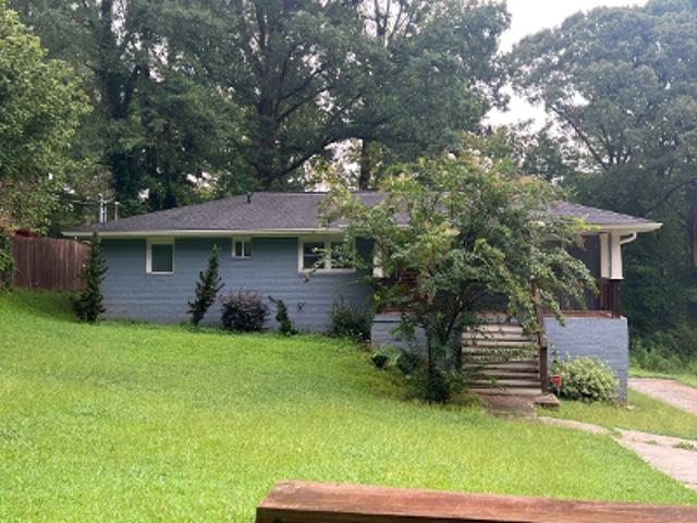 Flagstone Dr SE