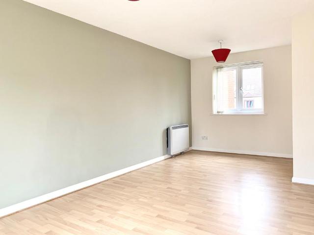 Flamingo Court, Nottingham, NG7 2 bed apartment to rent £1,150 pcm £265 pw