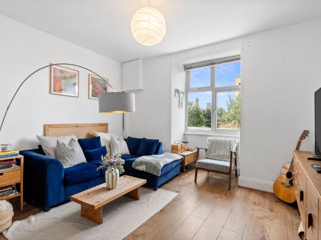 Flamingo House, 163 Gosset Street E2, 3 bed flat to rent, £4,250 pcm | PrimeLocation