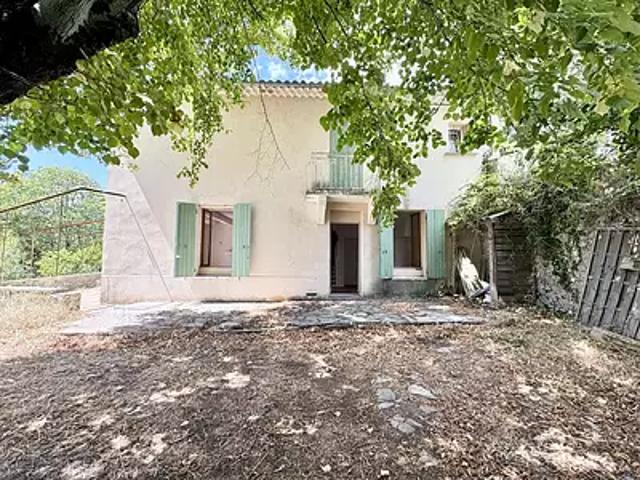 Flassans sur Issole 83340 Achat / Vente maison 4 pièces t4 au dernier étage cave
