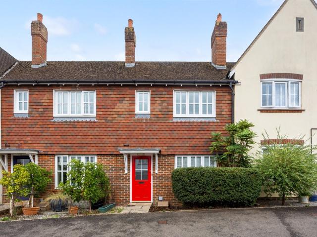 Fletcher Way, Bolnore Village, Haywards Heath, RH16