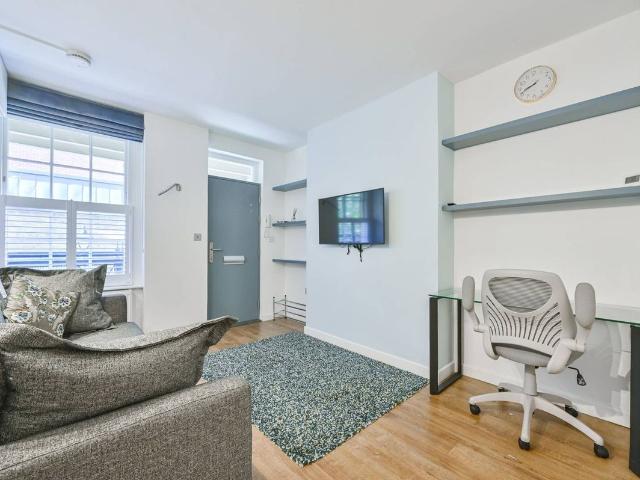 Fletcher Buildings, Covent Garden, London WC2B, 1 bed flat to rent, £3,500 pcm | PrimeLocation