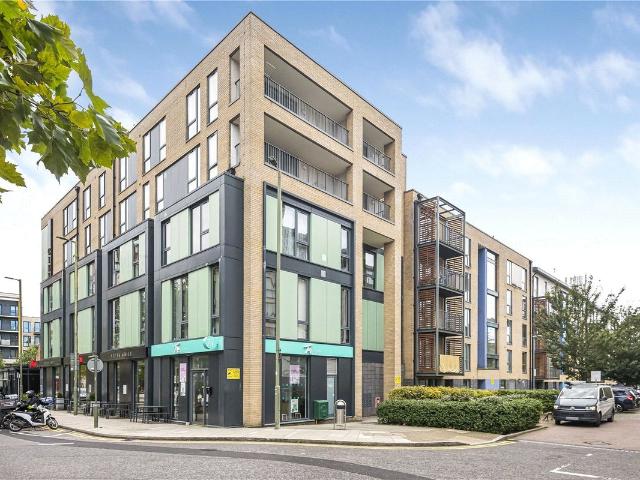 Fletcher Court, London NW9, 1 bed flat to rent, £1,650 pcm | PrimeLocation