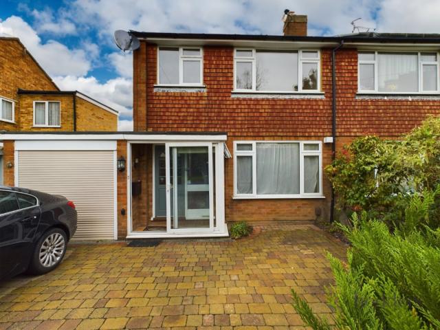 Fletcher Road, Ottershaw, Surrey, KT16 0JY Hodders