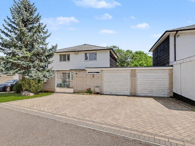 Fletchers, Basildon SS16, 4 bed detached house to rent, £2,500 pcm | PrimeLocation