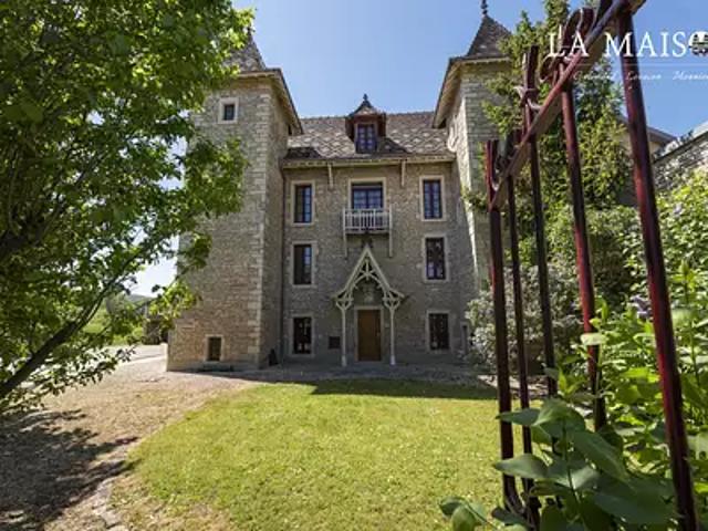 Fleurey sur Ouche 21410 Achat / Vente maison 8 pièces t8 terrasse parking