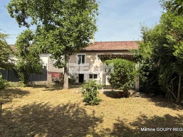 Fleury Les Aubrais 45400 Maison rénovée 160 m2 à fort pote. 159m² Fleury les Aubrais