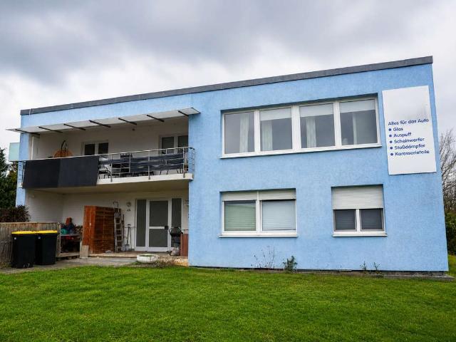 Flexibel nutzbares Gewerbe und Wohnobjekt mit Werkstatt, Büro und zwei Wohnungen