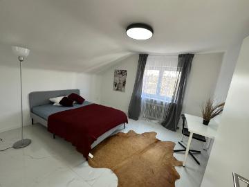 Flexible 2 Zimmer Wohnung mit guter S Bahn Anbindung – Gröbenzell