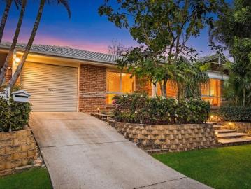 Flexible & Versatile Living in a Quiet Fitzgibbon Street