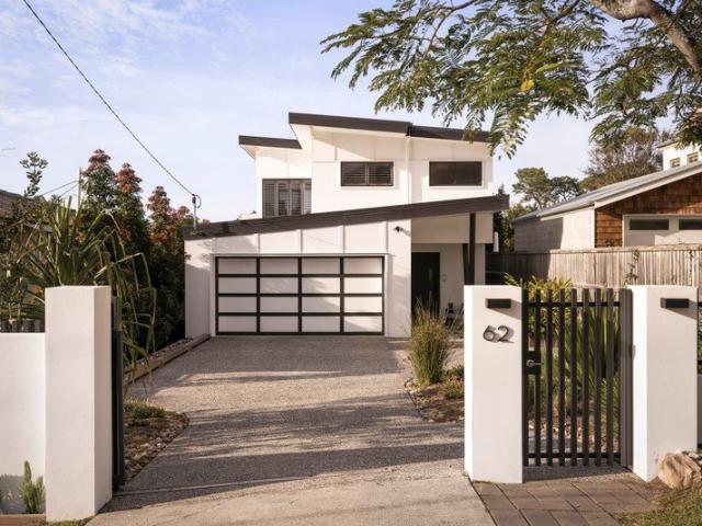Flexible Dual Living Design with Bay & Island Views