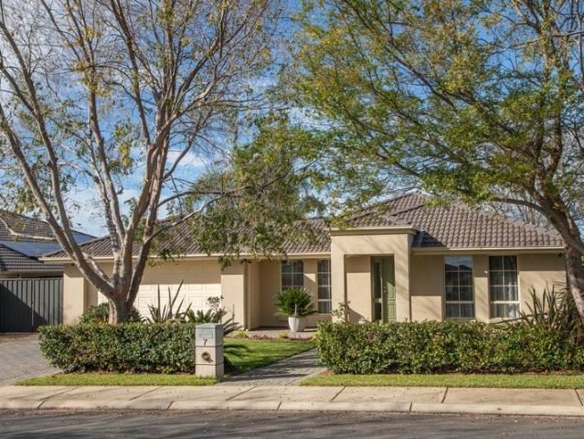 Flexible Family Haven Outstanding Location
