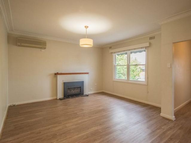Flexible Family Living on a Generous Block