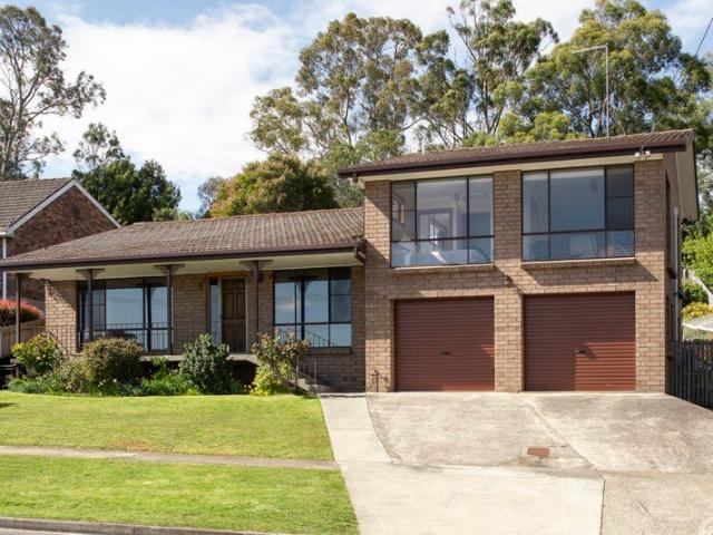 Flexible Family Living Or Dual Tenancy Investment
