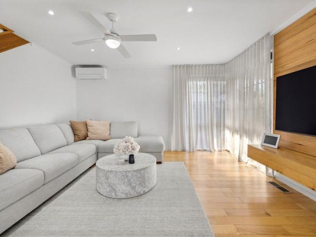 Flexible Family Living by the Bay