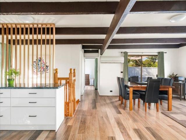 Flexible Family Living Close to the Water