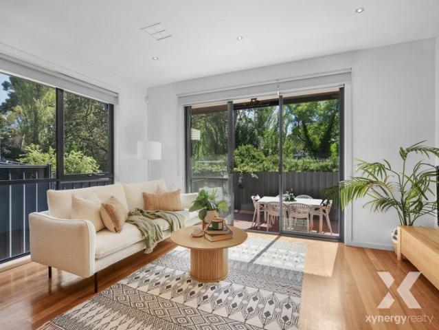 Flexible Family Living in a Convenient Essendon Pocket