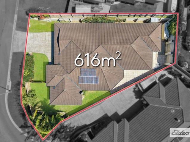 Flexible Family Living in a Convenient Redland Bay Location
