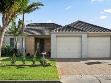 Flexible Family Living in a Highly Convenient Location