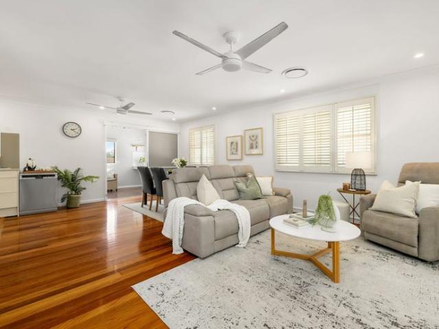Flexible Family Living with Multiple Living Spaces