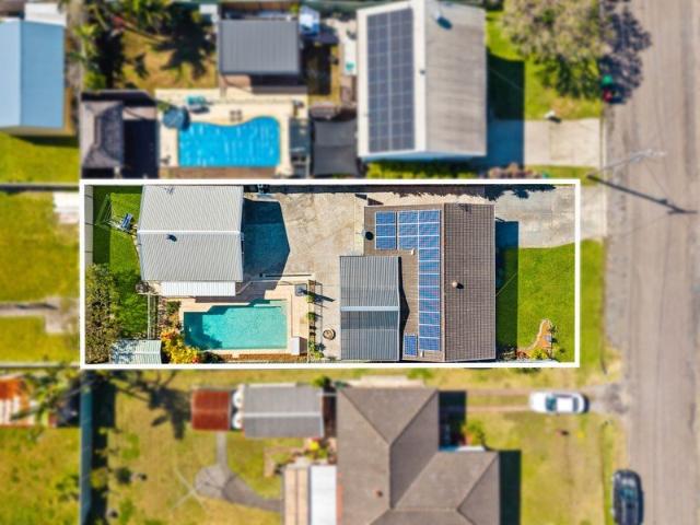 Flexible Family Living with Pool and Separate Sleep Out