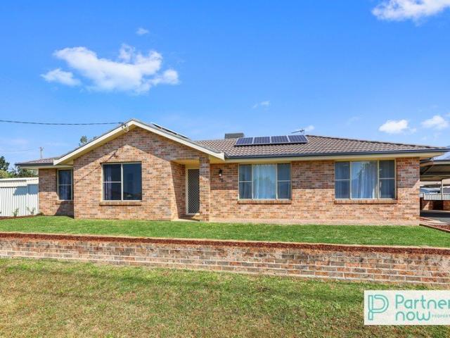 Flexible Five Bedroom Living in Westdale