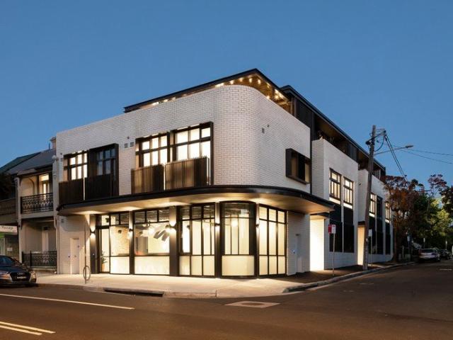 Flexible lease options available, enjoy 2 weeks rent free. All inclusive rent | Fully Furnished