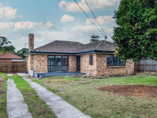 Flexible Lease Options Walking distance to Sweetwater Creek, Botanic Gardens & Beach