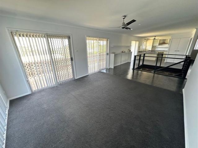 FLEXIBLE LIVING & BAY VIEWS