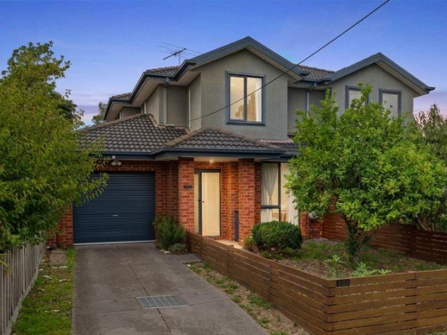 Flexible Living with Income Opportunity in Prime Monash Location