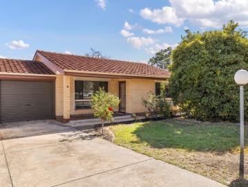 Apartment for sale in Barossa County - Equipped kitchen